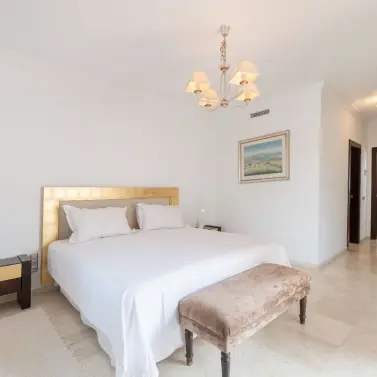 Long-term rent of detached villa in The Golden Mile