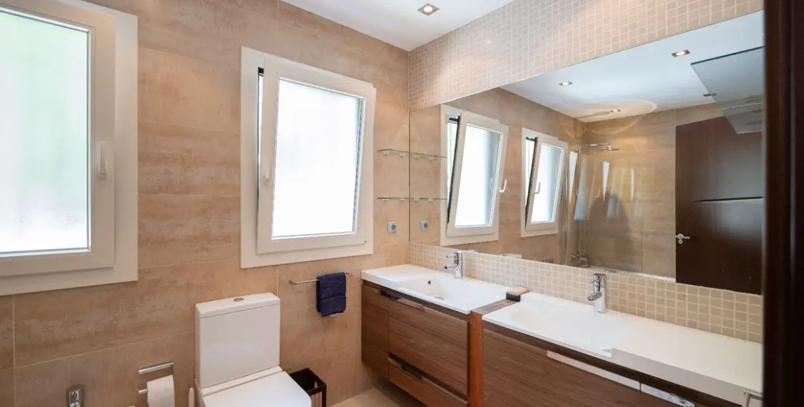 Long-term rent of detached villa in Marbella 14