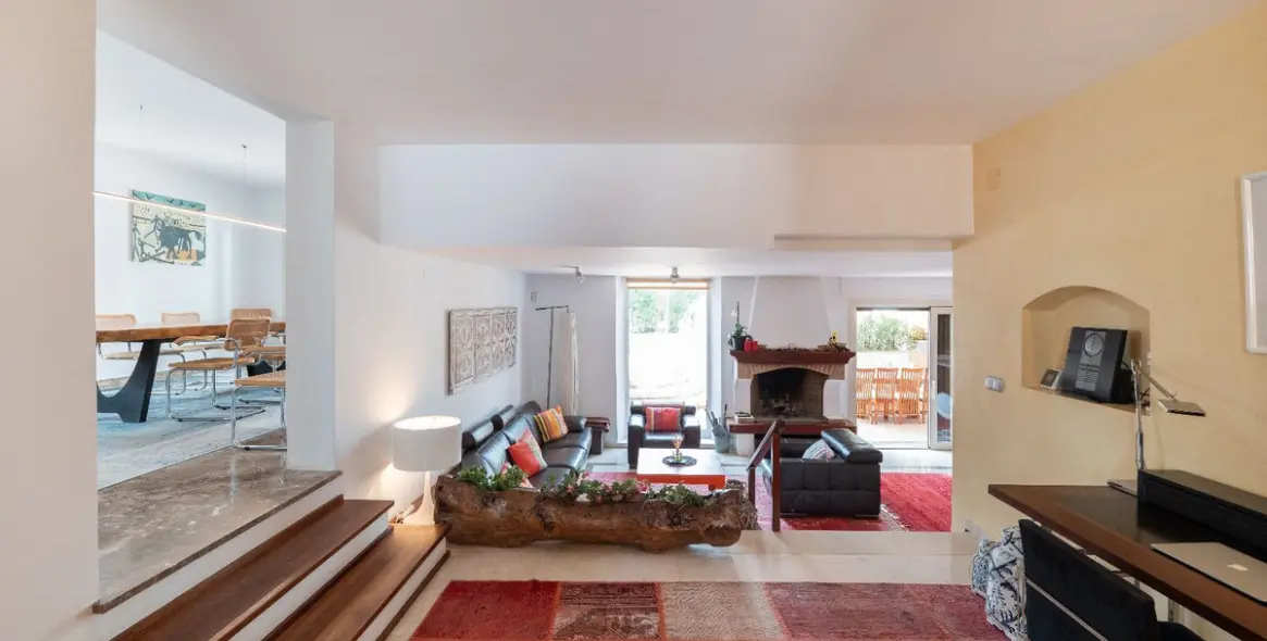 Long-term rent of detached villa in Marbella 32