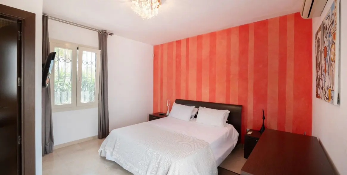 Long-term rent of detached villa in Marbella 36