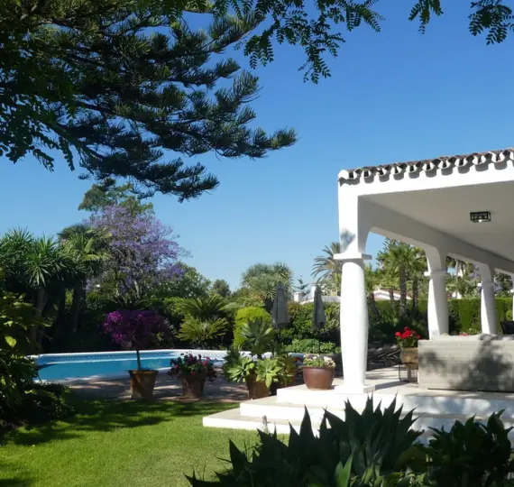 Краткосрочная аренда  отдельно стоящей виллы в Estepona