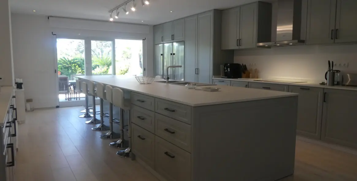 Краткосрочная аренда  отдельно стоящей виллы в Estepona 8