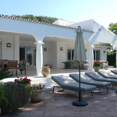 Short-term rent of detached villa in Estepona