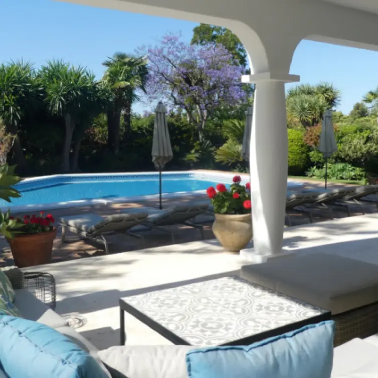 Краткосрочная аренда  отдельно стоящей виллы в Estepona