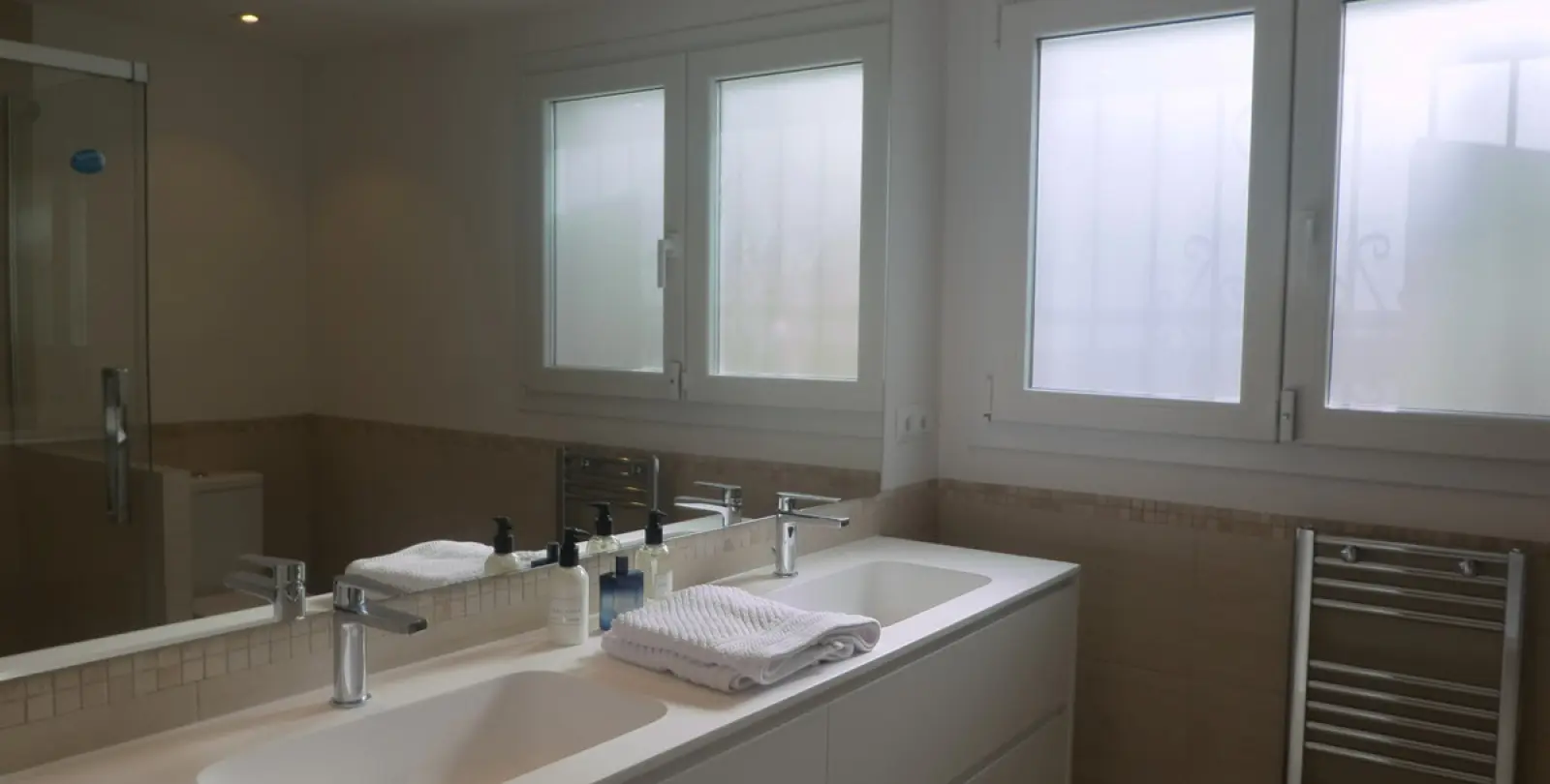 Short-term rent of detached villa in Estepona 14