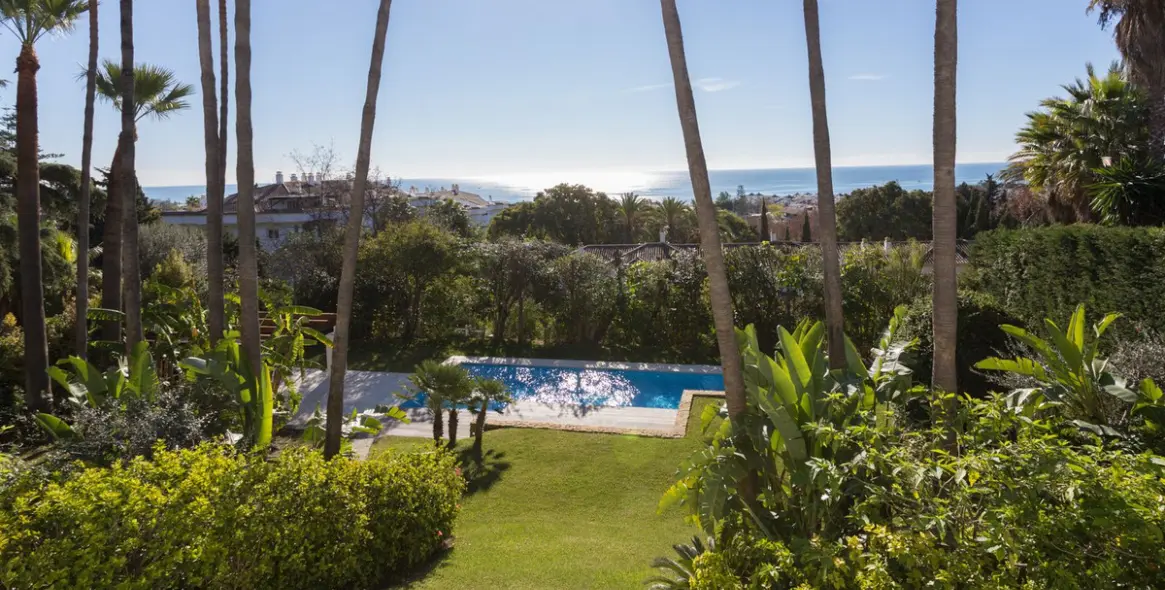 Short-term rent of detached villa in Marbella 3