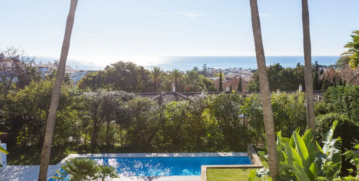 Short-term rent of detached villa in Marbella 4