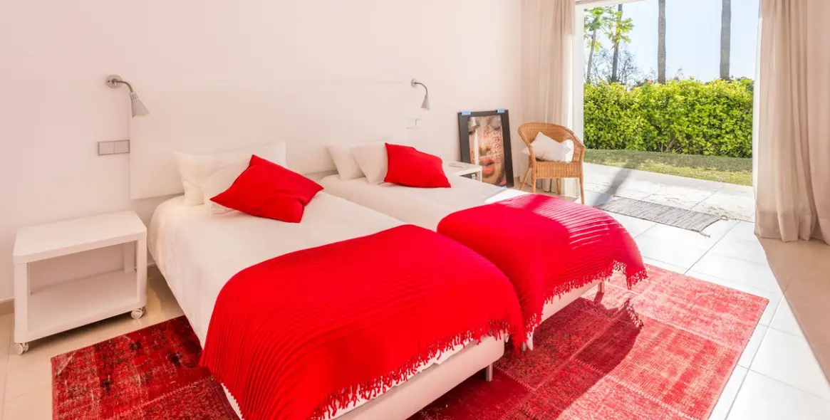 Short-term rent of detached villa in Marbella 18