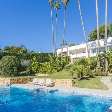 Short-term rent of detached villa in The Golden Mile