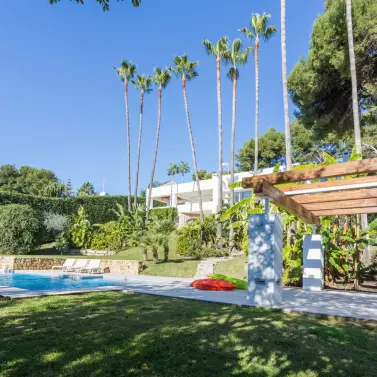 Short-term rent of detached villa in The Golden Mile