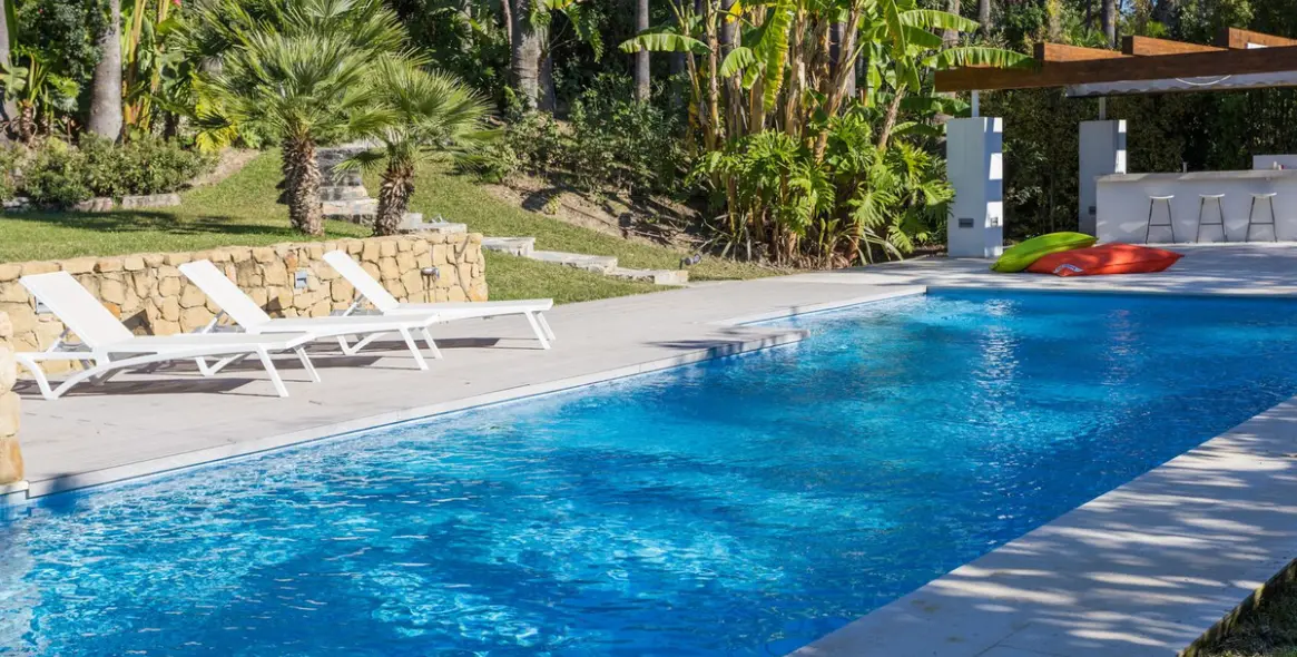 Short-term rent of detached villa in The Golden Mile 27