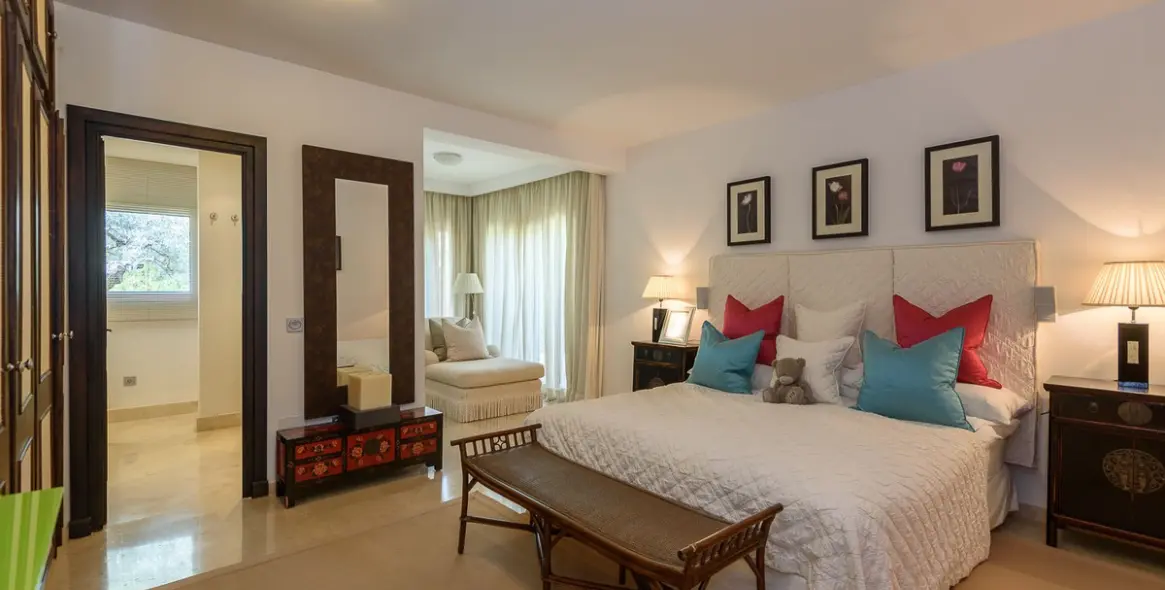 Краткосрочная аренда  отдельно стоящей виллы в Los Monteros 13