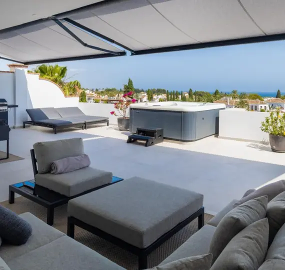 Short-term rent of penthouse in The Golden Mile