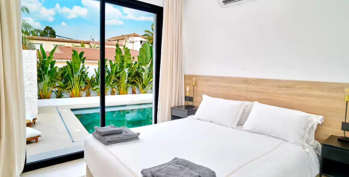 Краткосрочная аренда  отдельно стоящей виллы в Cortijo Blanco 10