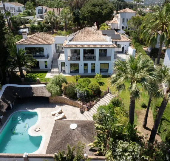 Краткосрочная аренда  отдельно стоящей виллы в Nueva Andalucía