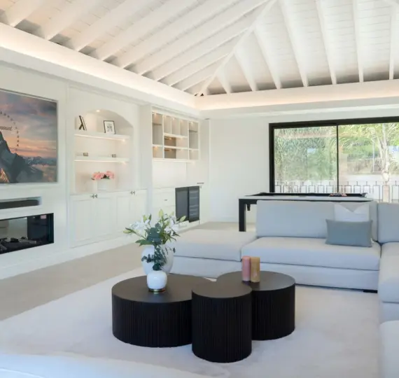 Краткосрочная аренда  отдельно стоящей виллы в Nueva Andalucía