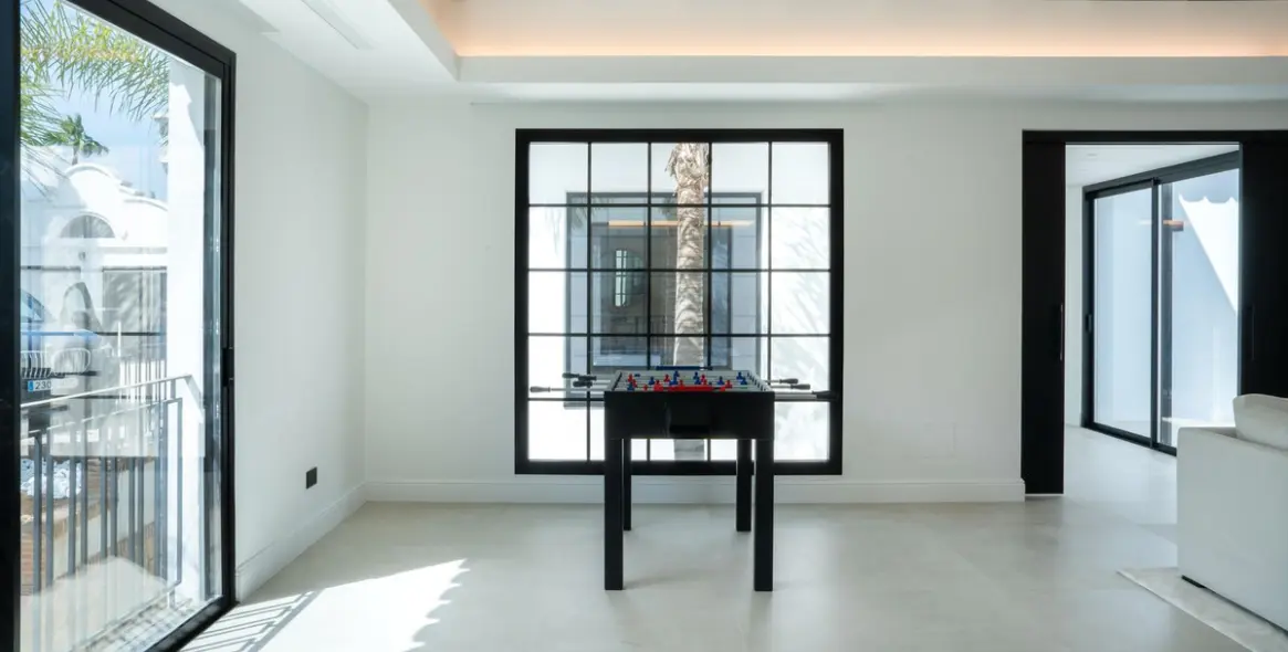 Краткосрочная аренда  отдельно стоящей виллы в Nueva Andalucía 36