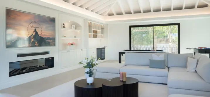Short-term rent of detached villa in Nueva Andalucía 3