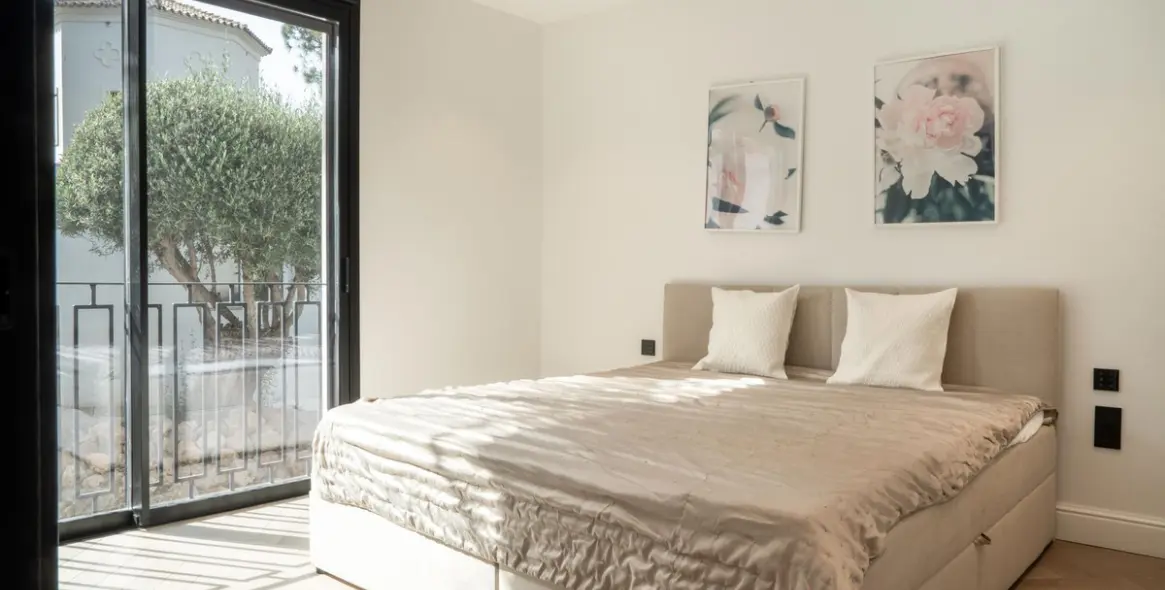 Short-term rent of detached villa in Nueva Andalucía 8