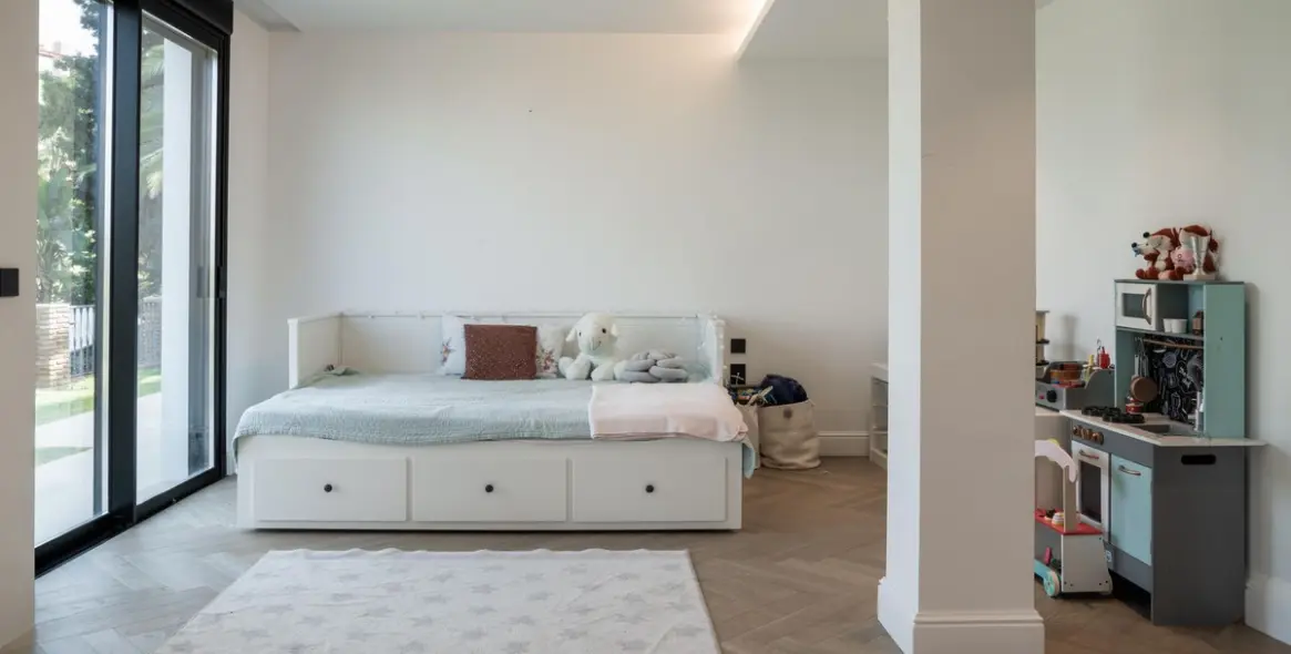 Short-term rent of detached villa in Nueva Andalucía 20