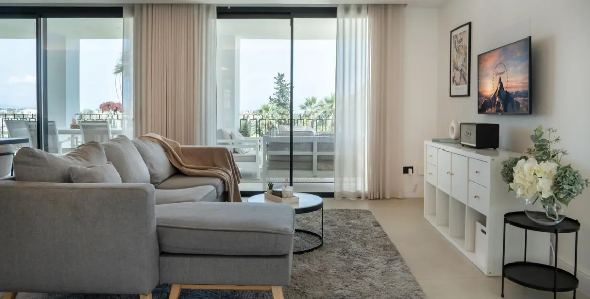 Short-term rent of detached villa in Nueva Andalucía 35