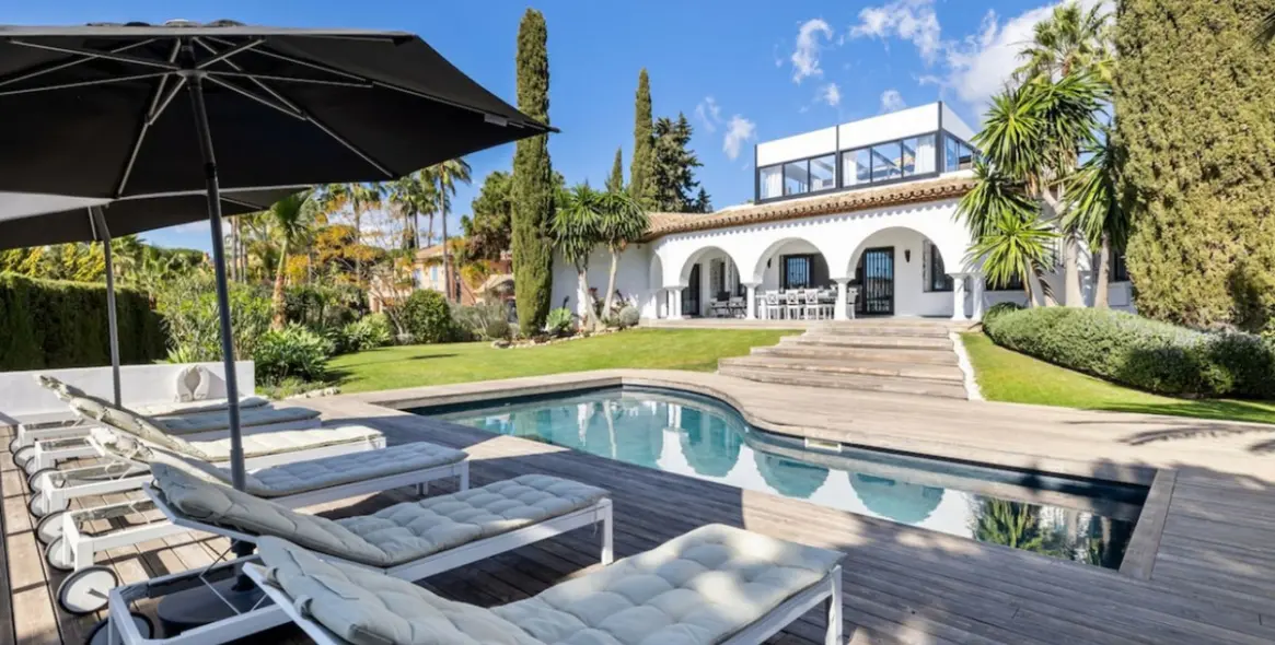 Краткосрочная аренда  отдельно стоящей виллы в Las Chapas 1