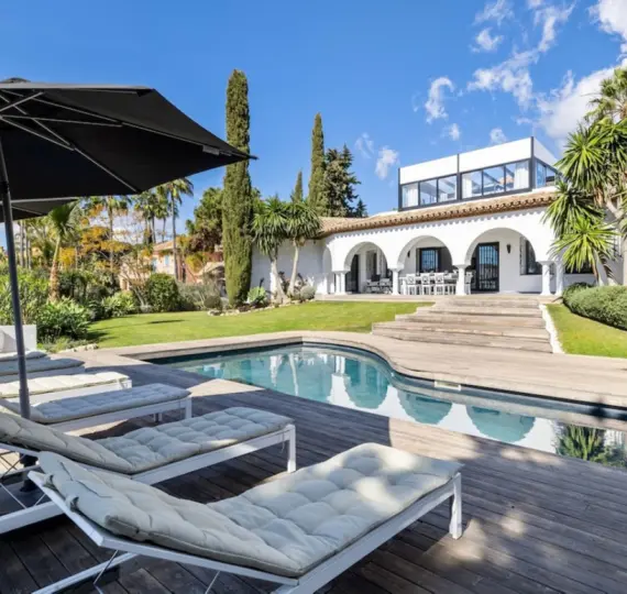 Краткосрочная аренда  отдельно стоящей виллы в Las Chapas