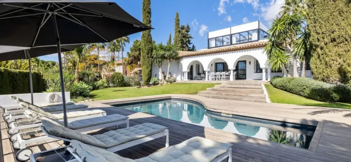 Краткосрочная аренда  отдельно стоящей виллы в Las Chapas 0