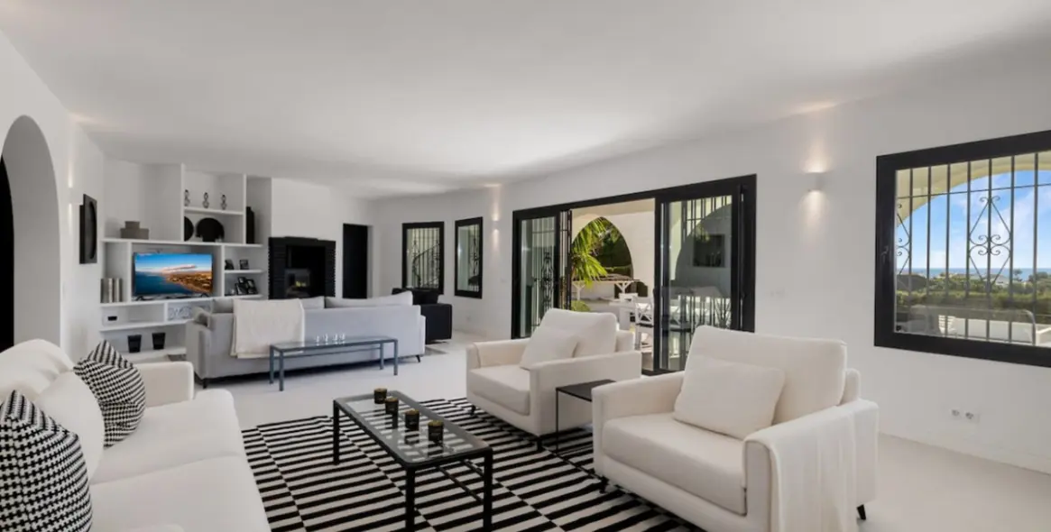 Краткосрочная аренда  отдельно стоящей виллы в Las Chapas 5