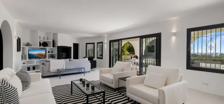 Краткосрочная аренда  отдельно стоящей виллы в Las Chapas 4