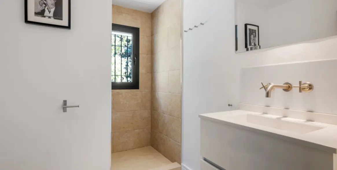 Краткосрочная аренда  отдельно стоящей виллы в Las Chapas 16