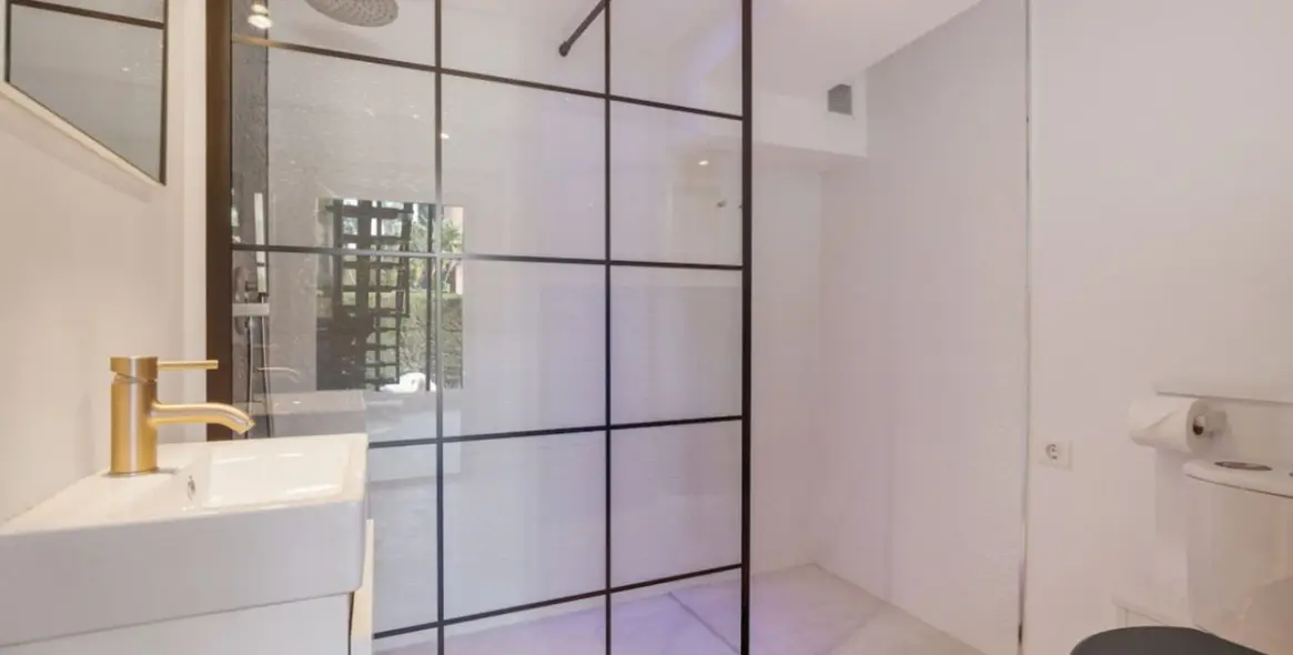 Краткосрочная аренда  отдельно стоящей виллы в Las Chapas 20