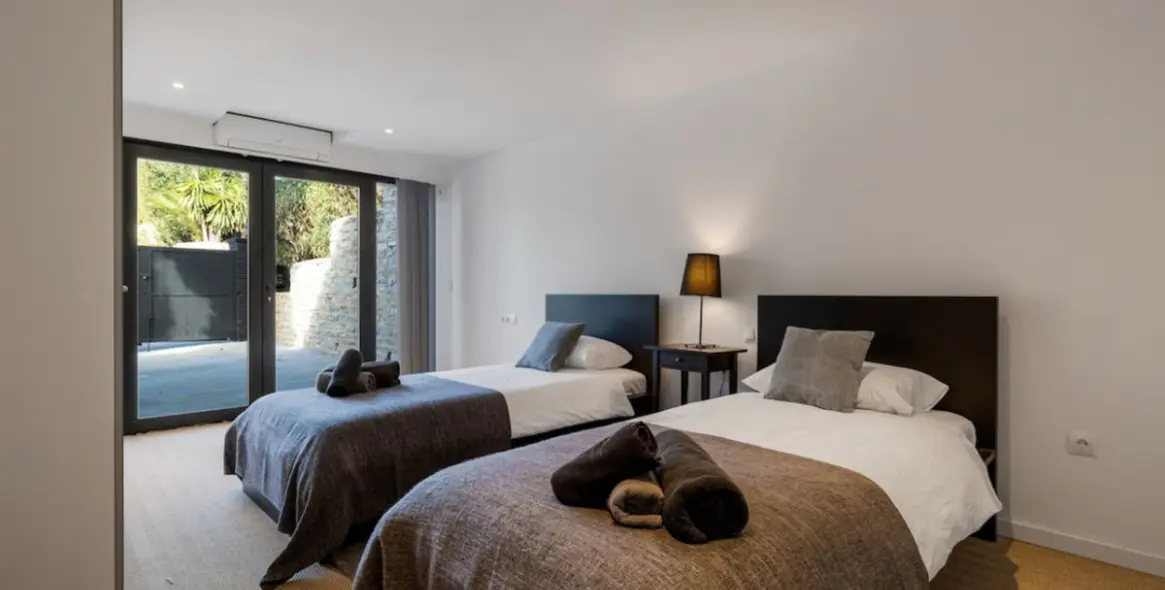 Краткосрочная аренда  отдельно стоящей виллы в Las Chapas 25