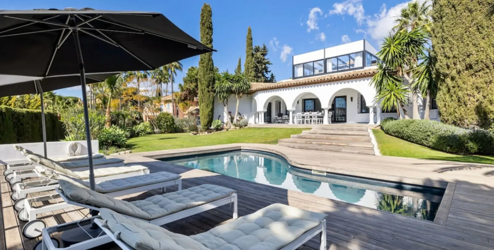 Short-term rent of detached villa in Las Chapas 1