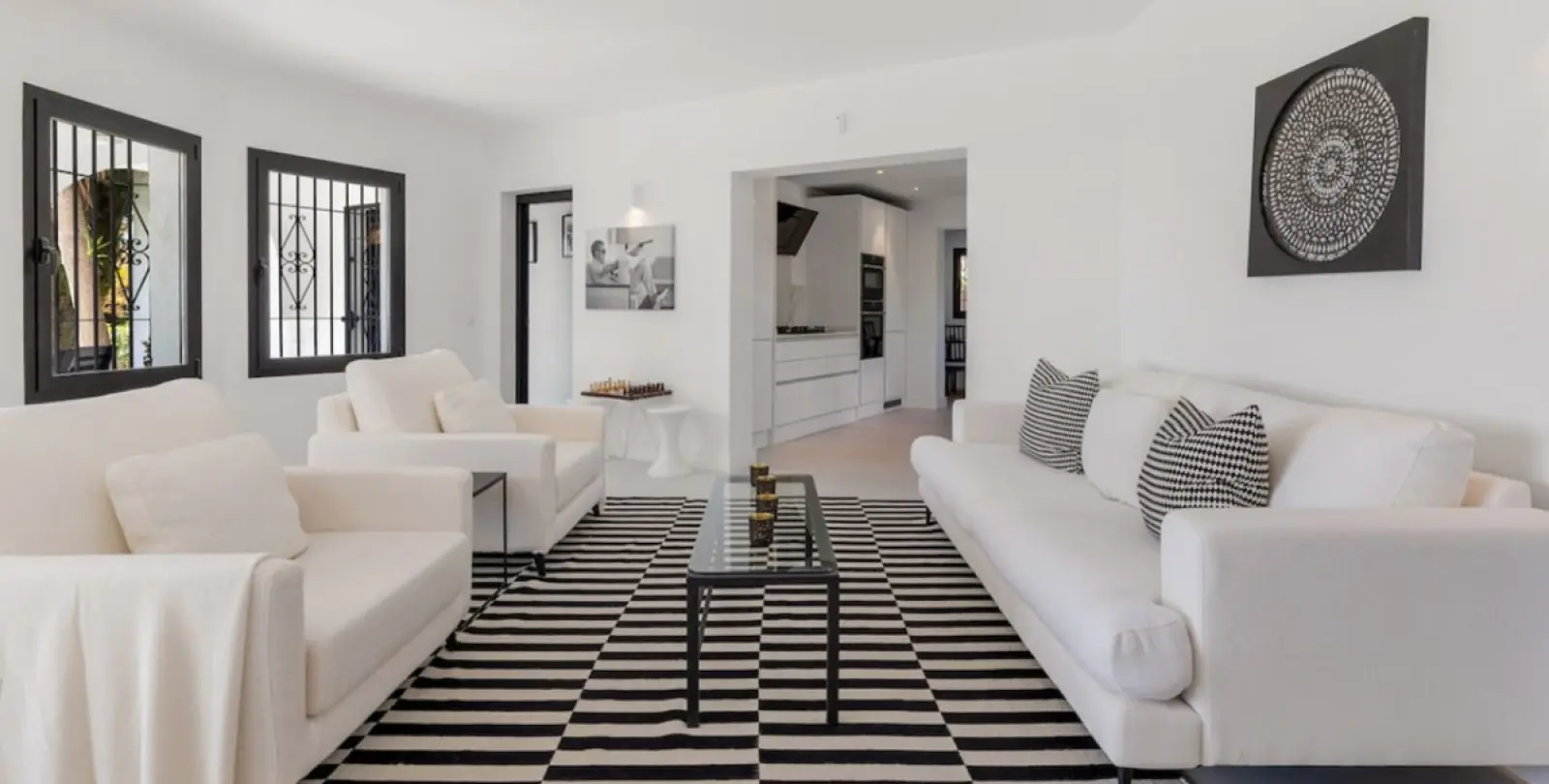 Short-term rent of detached villa in Las Chapas 11
