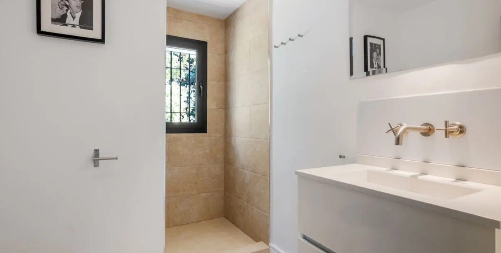 Short-term rent of detached villa in Las Chapas 16