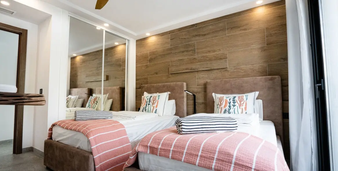 Short-term rent of detached villa in Puerto Banús 9