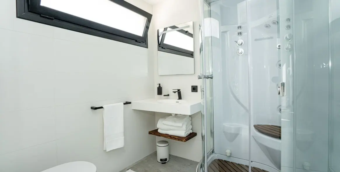 Short-term rent of detached villa in Puerto Banús 14