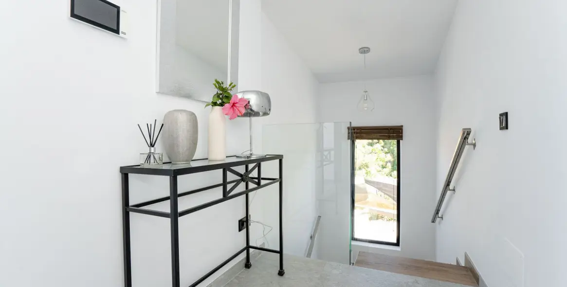 Short-term rent of detached villa in Puerto Banús 19