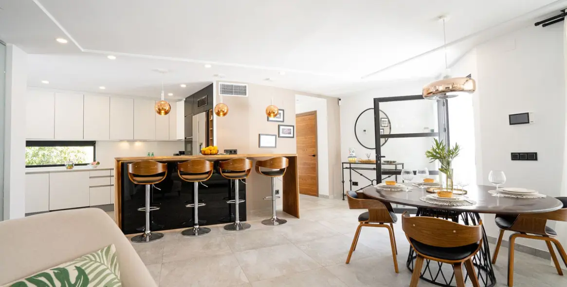 Short-term rent of detached villa in Puerto Banús 27