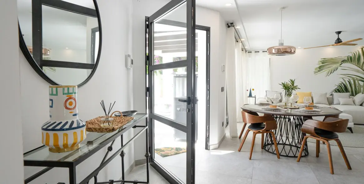 Short-term rent of detached villa in Puerto Banús 29