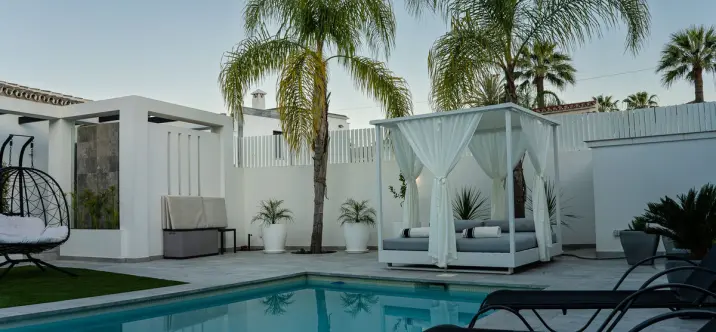 Short-term rent of detached villa in Puerto Banús 1