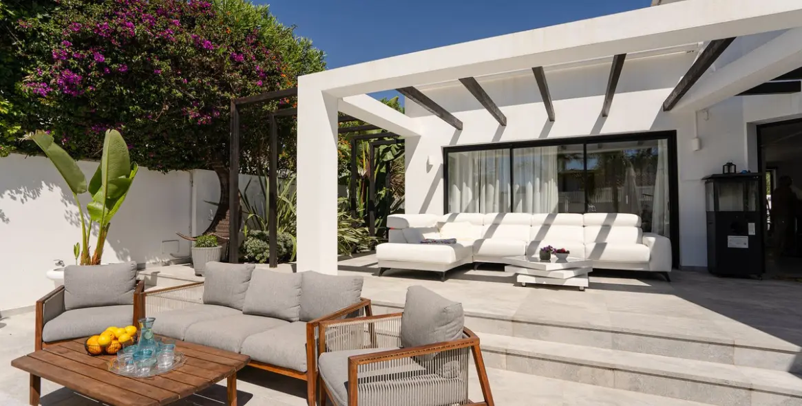 Short-term rent of detached villa in Puerto Banús 40
