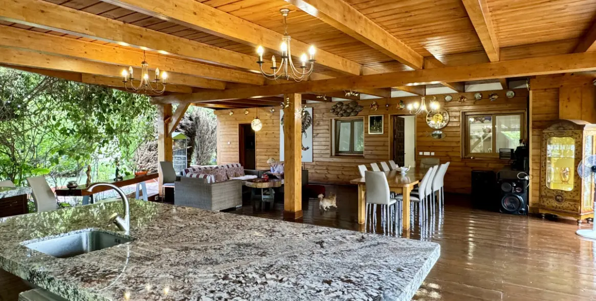 Short-term rent of detached villa in The Golden Mile 4