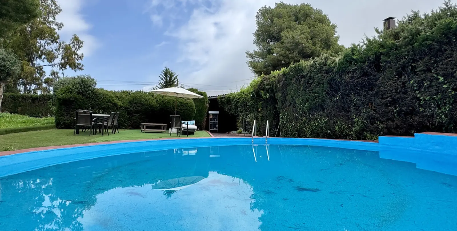 Short-term rent of detached villa in The Golden Mile 23