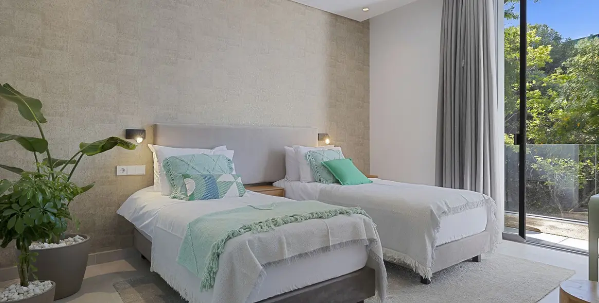 Долгосрочная аренда  отдельно стоящей виллы в Marbella 33