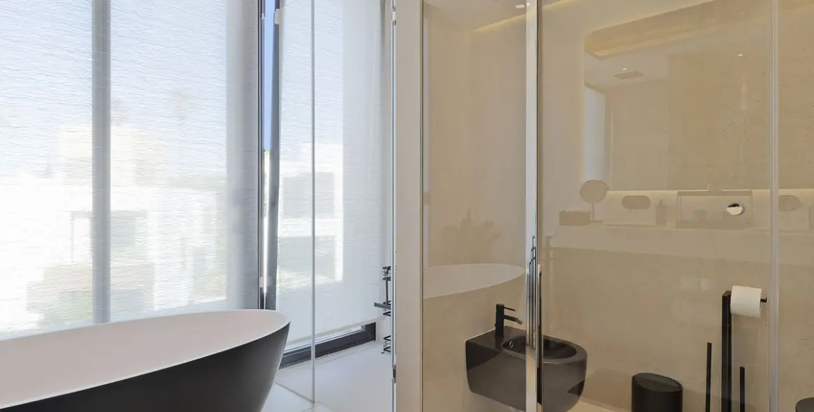 Долгосрочная аренда  отдельно стоящей виллы в Marbella 42