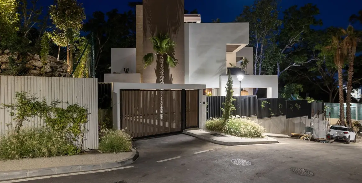 Долгосрочная аренда  отдельно стоящей виллы в Marbella 79