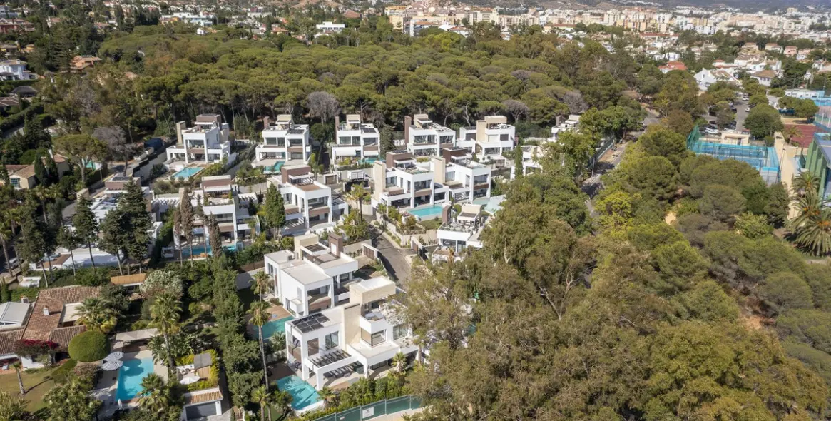 Долгосрочная аренда  отдельно стоящей виллы в Marbella 85