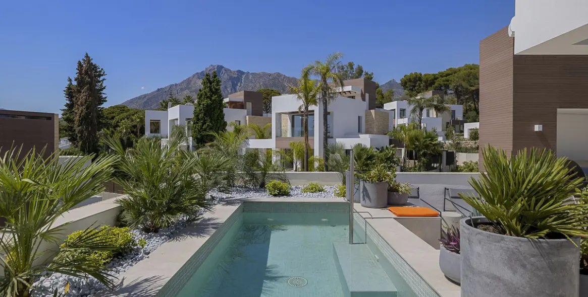 Долгосрочная аренда  отдельно стоящей виллы в Marbella 89